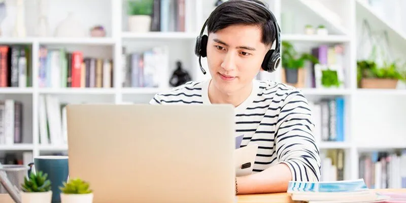 Nghe mỗi ngày, tai quen dần, tiếng Anh vào đầu lúc nào không hay